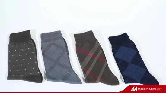 Los hombres unisex venden al por mayor calcetines personalizados del baloncesto de la élite del deporte de la compresión del algodón